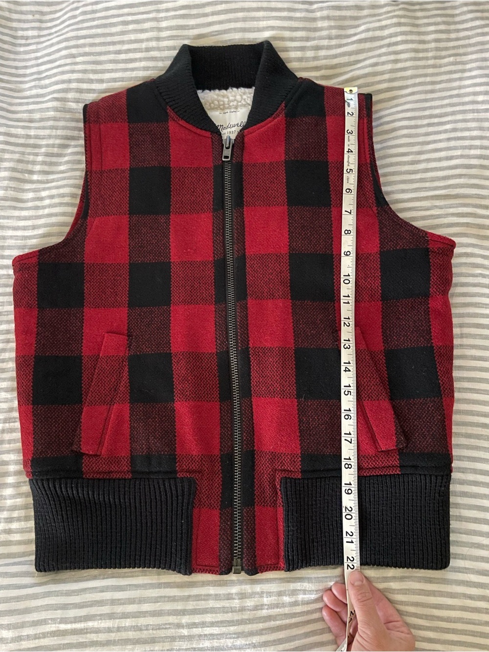 •Madewell• Red and Black Wool Buffalo Check Lumberjack Vest Sz Medium - Picture 12 of 12